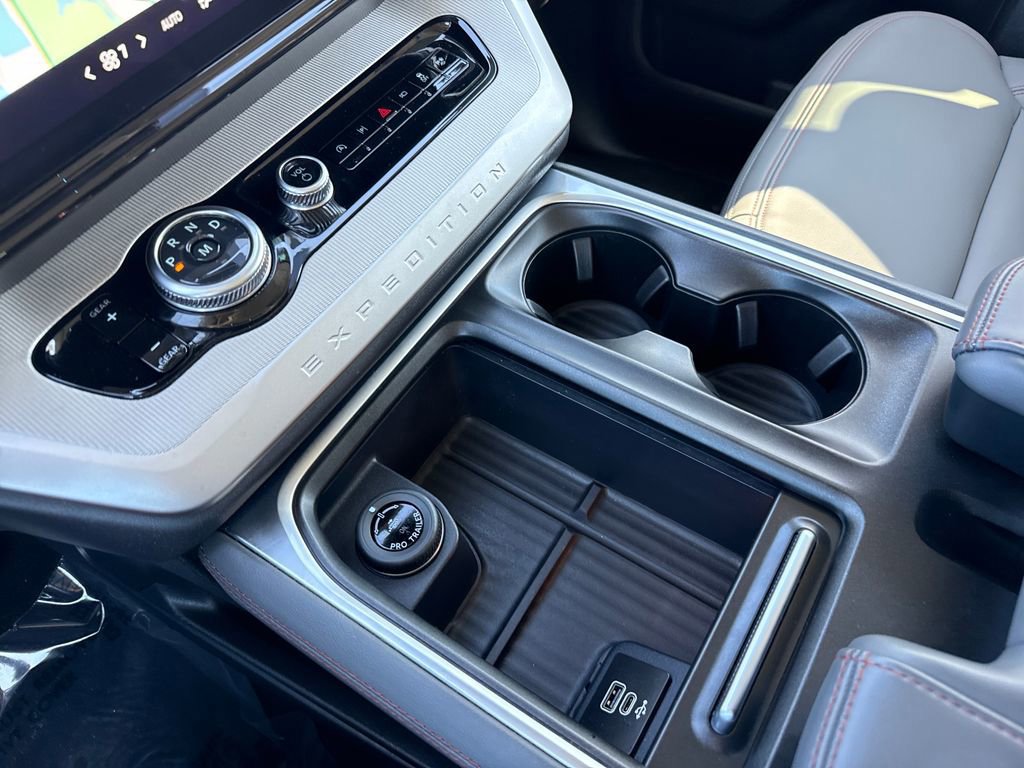 Certified 2025 Ford Expedition Max Active image 22