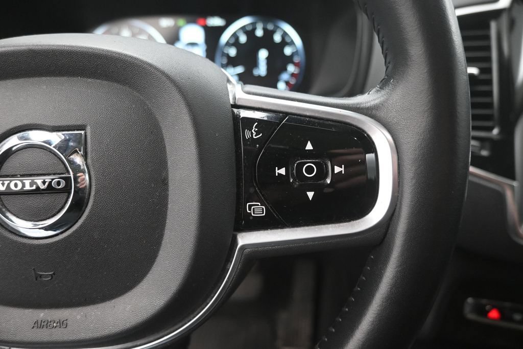 Used 2018 Volvo XC90 T6 Momentum w/ Convenience Package AWD/4WD image 27