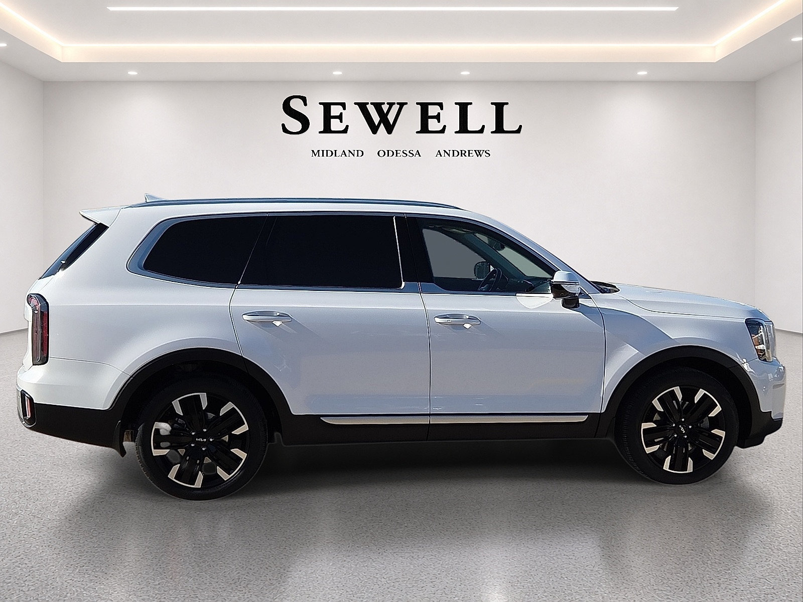Used 2024 Kia Telluride SX FWD image 5