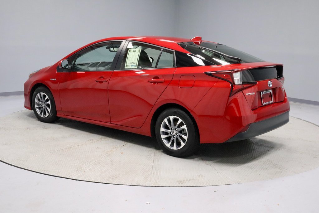 Used 2022 Toyota Prius Limited image 3