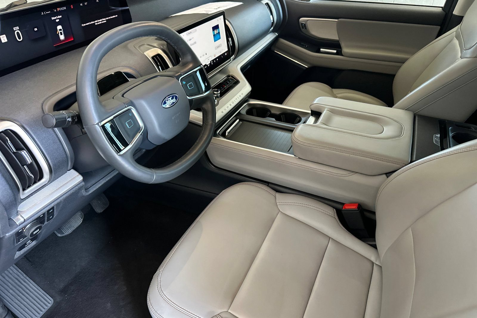 Certified 2025 Ford Expedition Max Active AWD/4WD image 9