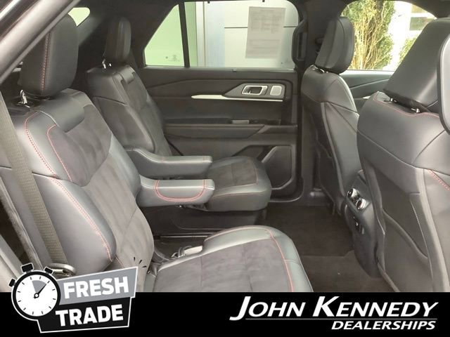 Certified 2025 Ford Explorer ST image 24