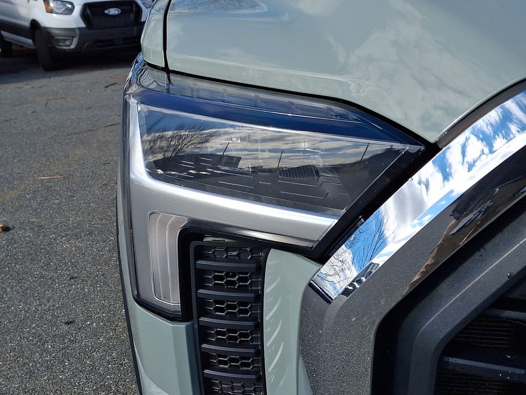 Used 2022 Toyota Tundra SR5 image 9