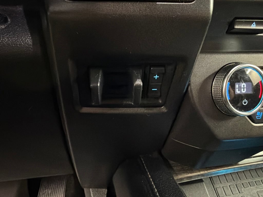 Certified 2018 Ford Expedition Limited w/ Equipment Group 301A AWD/4WD image 18