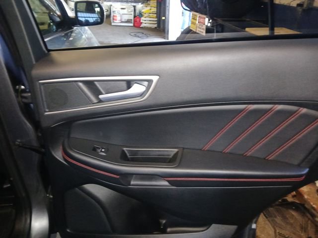Certified 2024 Ford Edge ST-Line AWD/4WD image 41