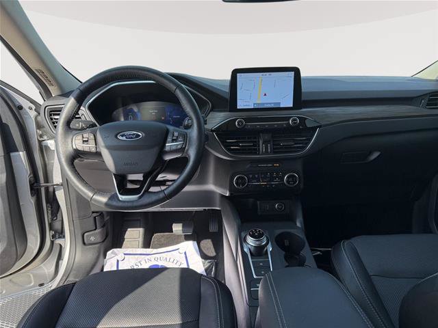 Certified 2020 Ford Escape Titanium AWD/4WD image 19
