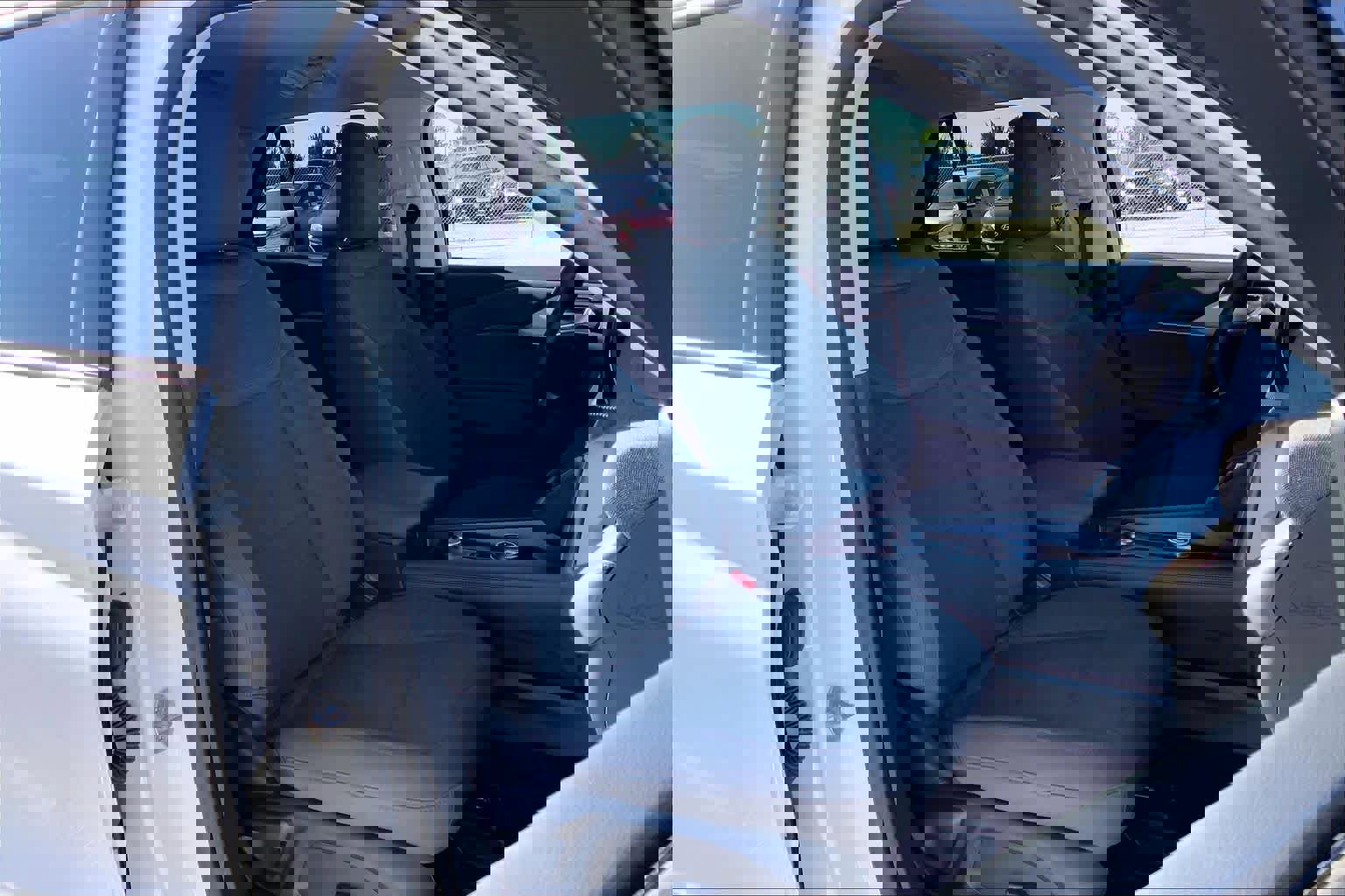 Certified 2025 Ford Explorer Active image 9