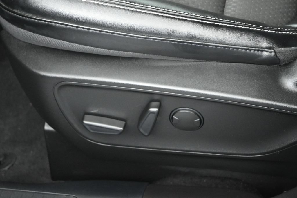 Certified 2023 Ford Escape SE FWD image 10