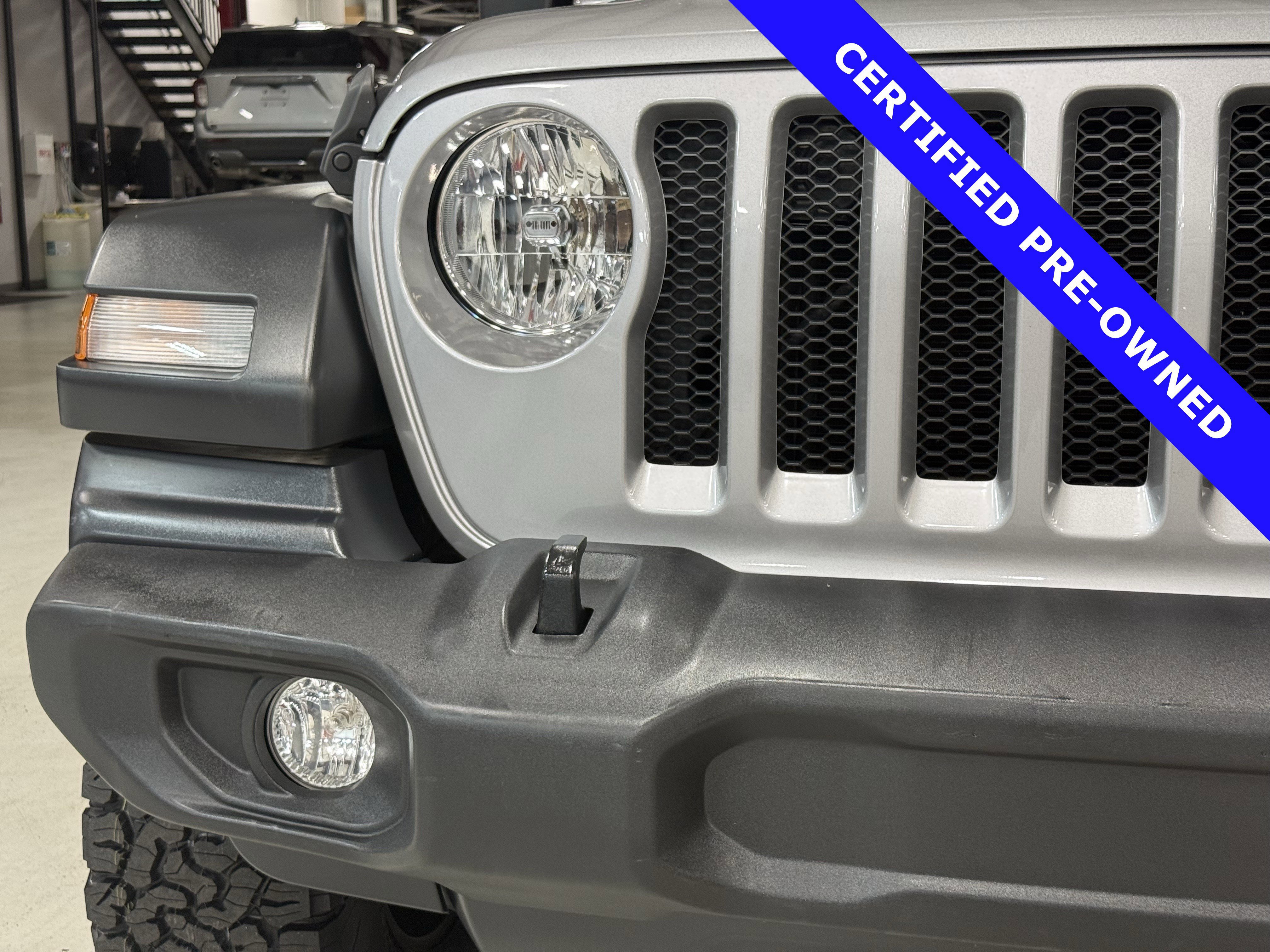 Used 2020 Jeep Wrangler Sport image 10