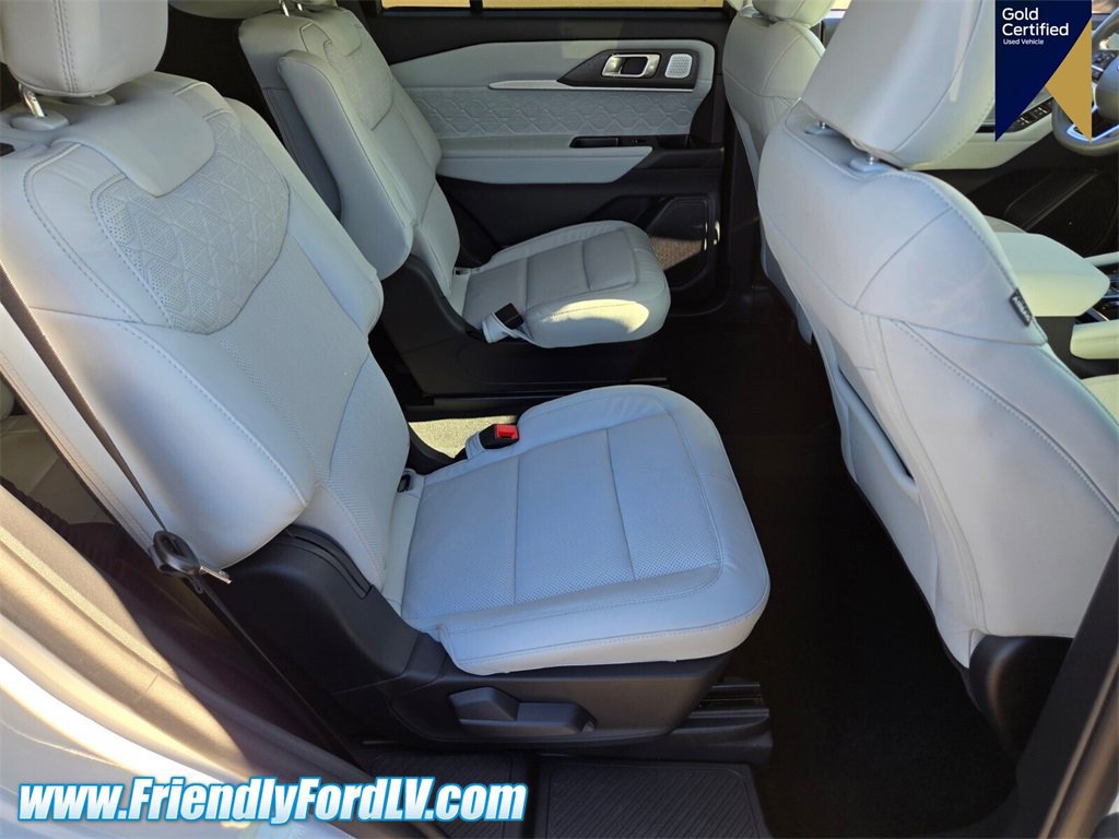 Certified 2025 Ford Explorer Platinum w/ Ultimate Package image 14