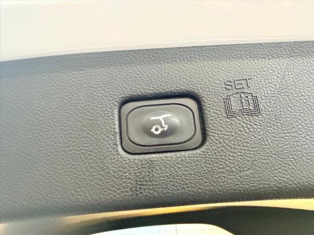 Certified 2022 Ford Edge Titanium w/ Equipment Group 301A image 14