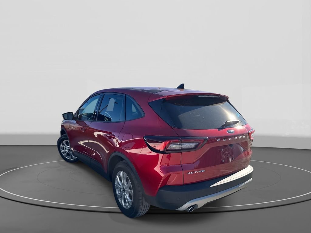Certified 2025 Ford Escape Active w/ Active Premium Tech Pack image 9