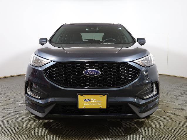 Certified 2024 Ford Edge ST-Line AWD/4WD image 3