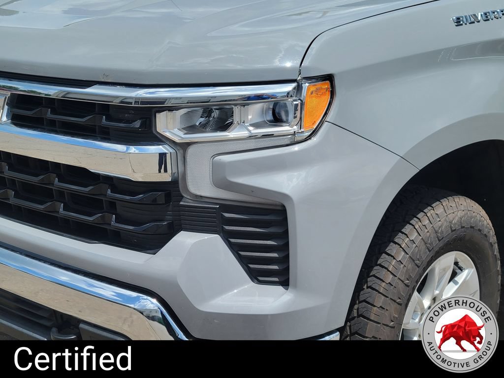 Used 2024 Chevrolet Silverado 1500 LT AWD/4WD image 10