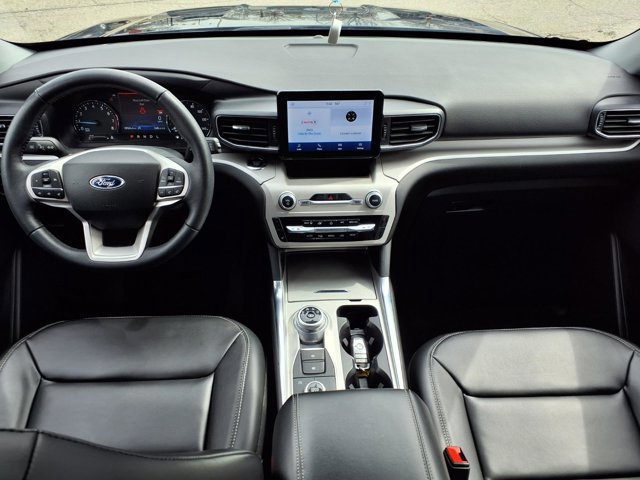 Certified 2024 Ford Explorer XLT w/ Equipment Group 202A image 16