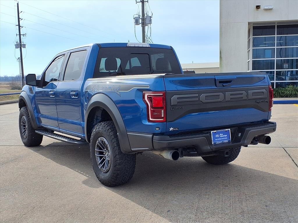Certified 2019 Ford F150 Raptor w/ Equipment Group 802A Luxury image 4