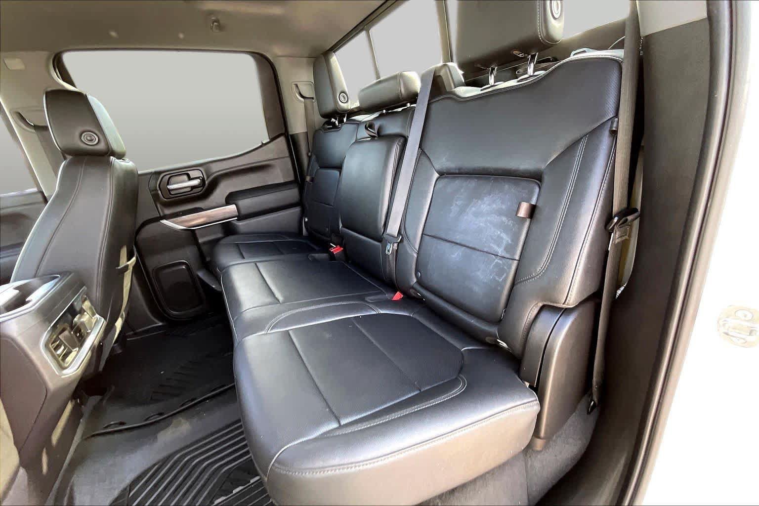 Used 2022 Chevrolet Silverado 1500 LTZ AWD/4WD image 19