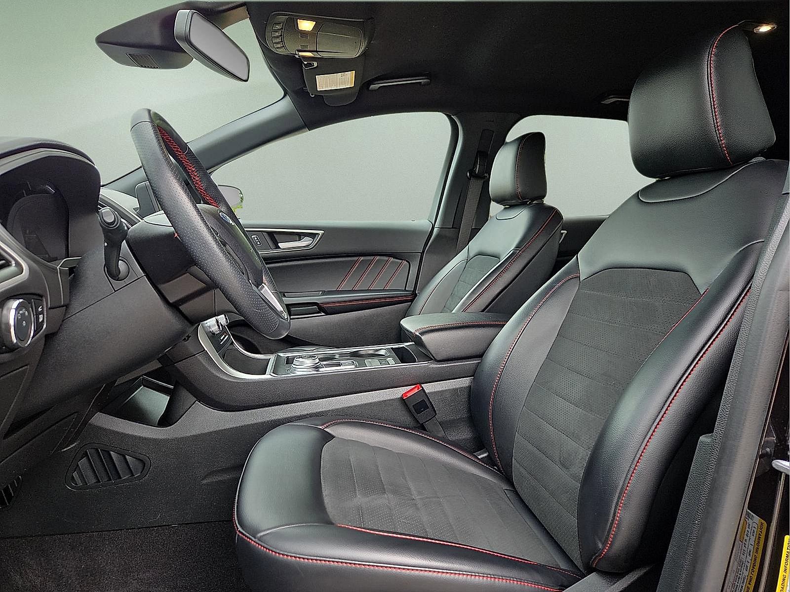 Certified 2024 Ford Edge ST-Line AWD/4WD image 14