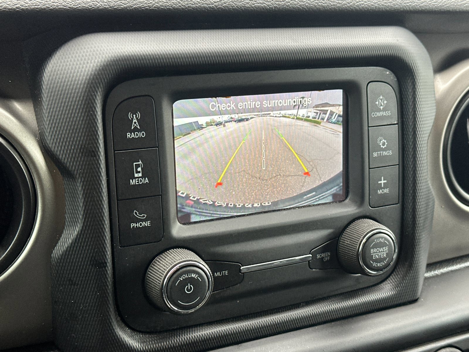 Used 2021 Jeep Wrangler Unlimited Sport image 18