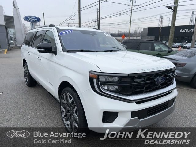 Certified 2025 Ford Expedition Max Platinum w/ Platinum Ultimate Package image 4