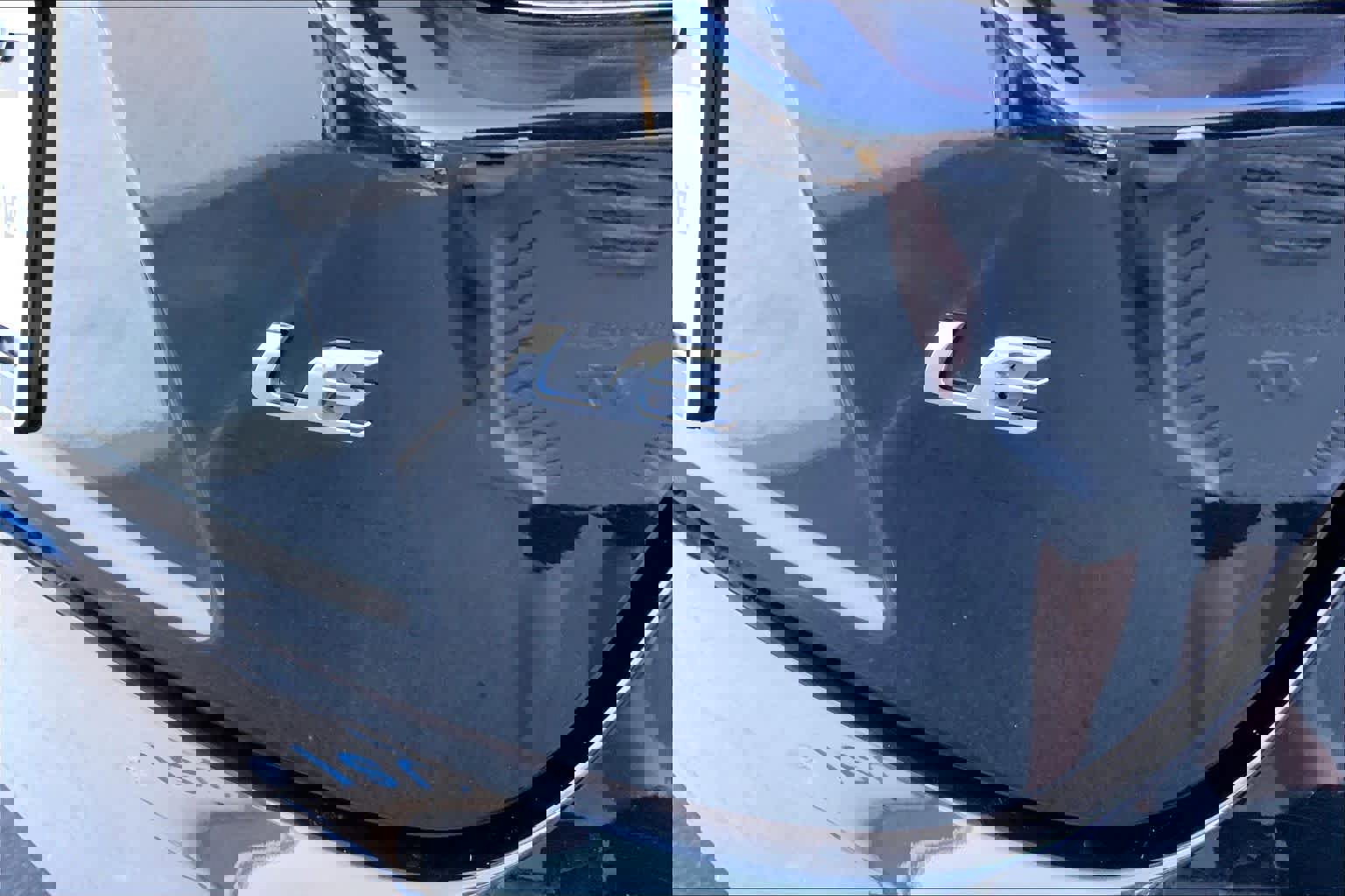 Used 2023 Toyota Corolla LE image 12