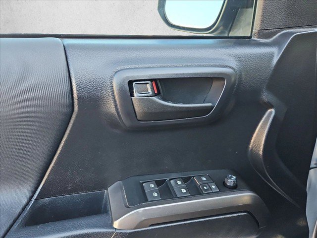 Used 2021 Toyota Tacoma TRD Off-Road w/ TRD Premium Off Road Package AWD/4WD image 26