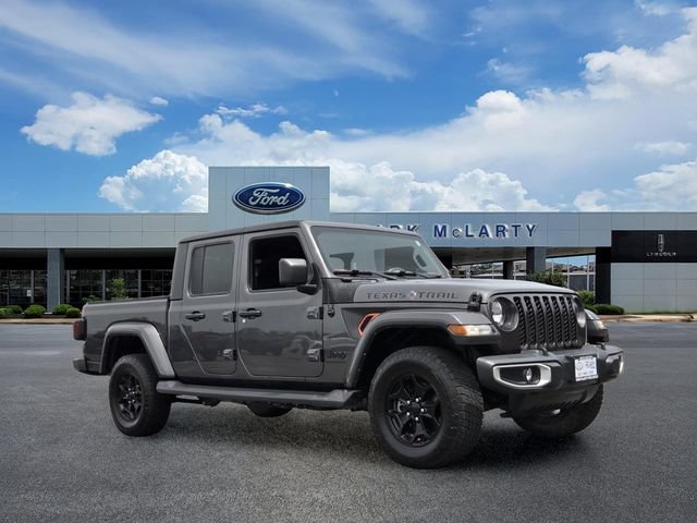 Used 2023 Jeep Gladiator Sport AWD/4WD image 7