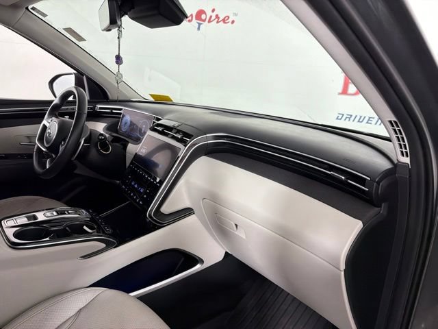 Used 2023 Hyundai Tucson Limited w/ Winter Package FWD image 17