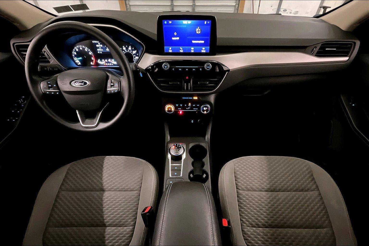 Certified 2020 Ford Escape SE image 14