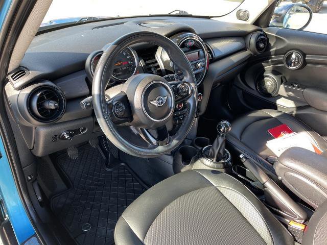 Used 2016 MINI Cooper 4-Door Hardtop image 10