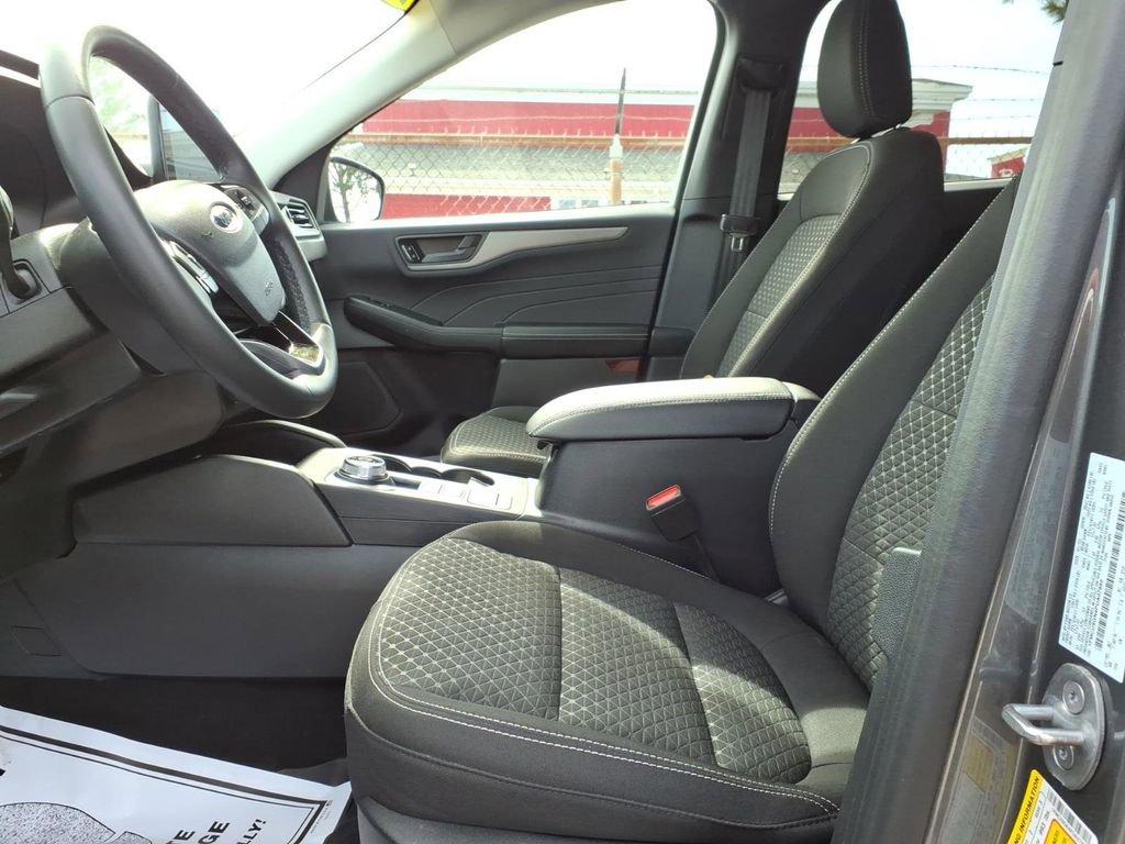 Certified 2023 Ford Escape Active image 14