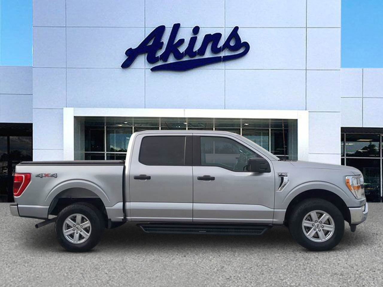 Certified 2022 Ford F150 XLT w/ Trailer Tow Package