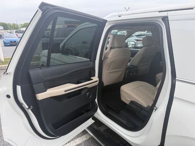 Certified 2022 Ford Expedition Max Platinum AWD/4WD image 12