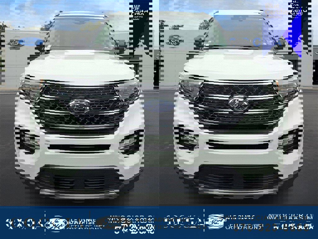 Certified 2023 Ford Explorer XLT w/ Equipment Group 202A image 7