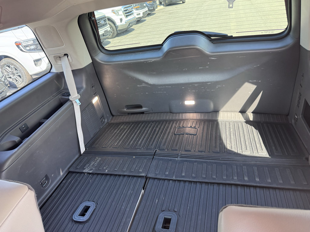 Certified 2021 Ford Expedition Limited AWD/4WD image 12