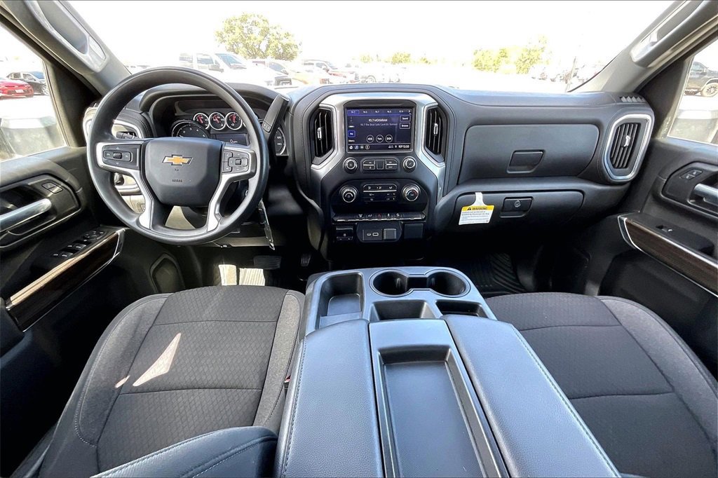 Used 2021 Chevrolet Silverado 2500 LT w/ Z71 Off-Road Package image 7