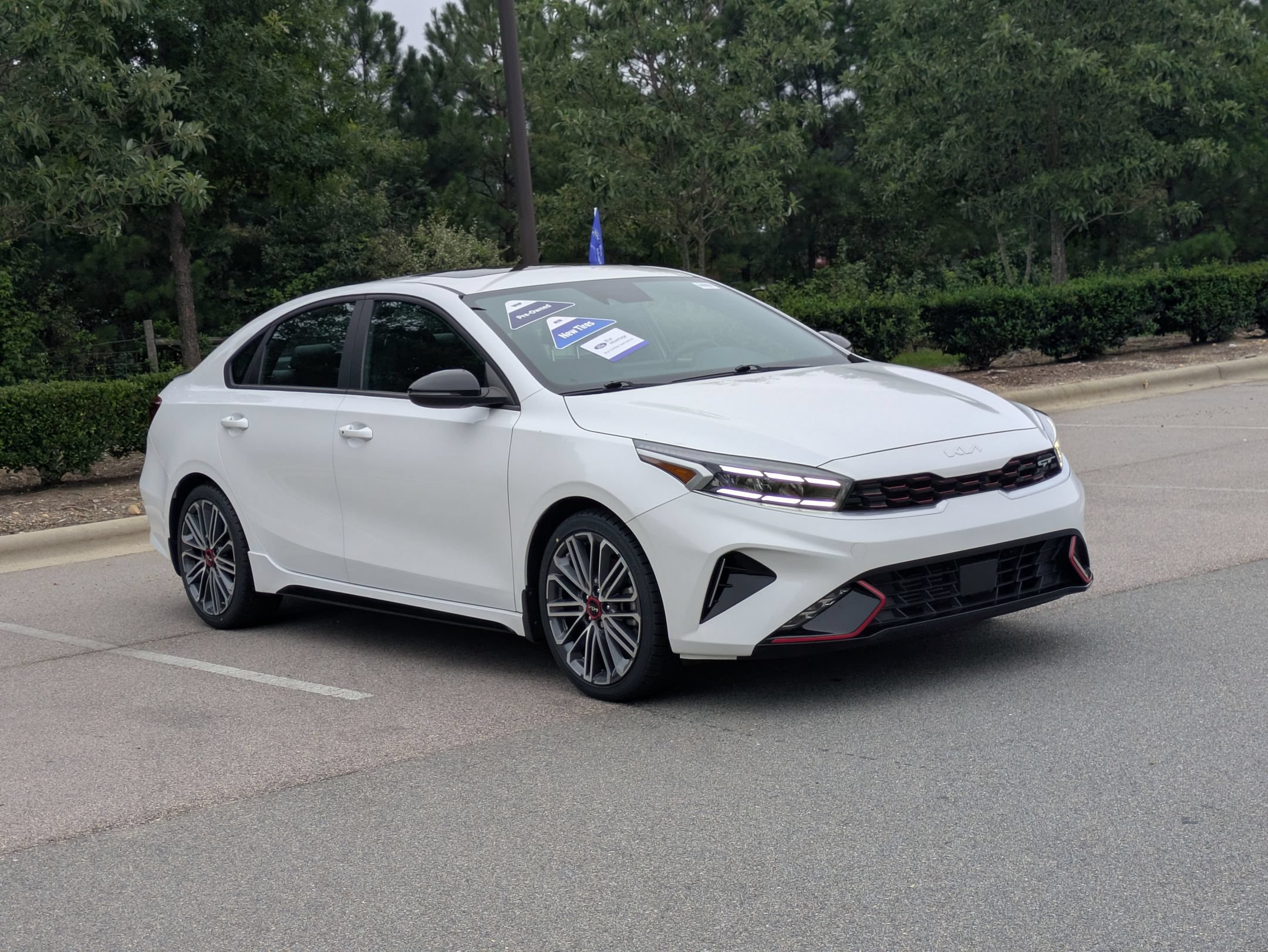 Used 2023 Kia Forte GT w/ GT2 Package FWD image 2
