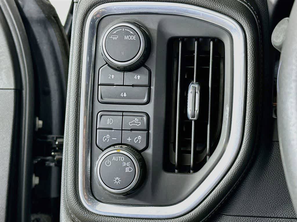 Used 2022 Chevrolet Silverado 2500 LT w/ Convenience Package AWD/4WD image 27