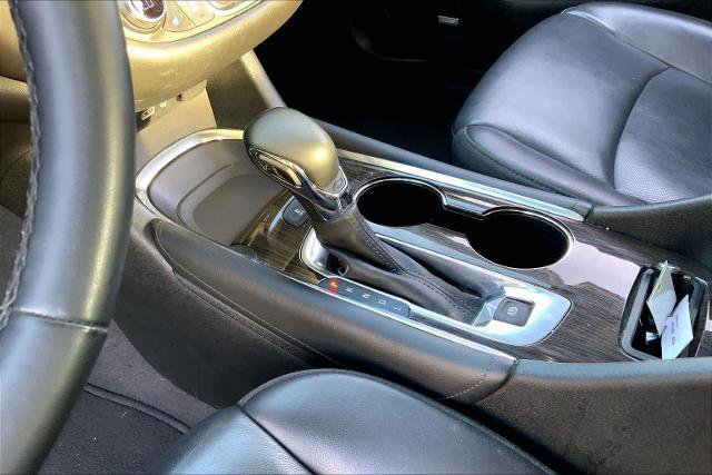 Used 2024 Chevrolet Malibu LT image 16