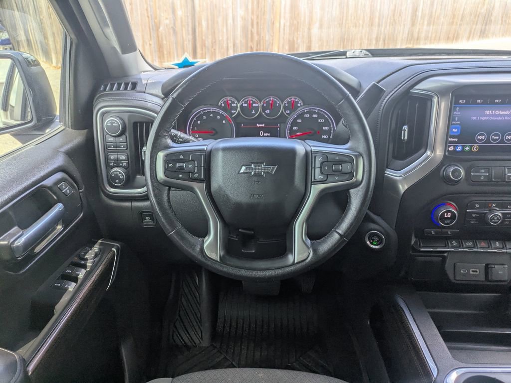 Used 2021 Chevrolet Silverado 1500 LT Trail Boss w/ Bed Protection Package AWD/4WD image 16