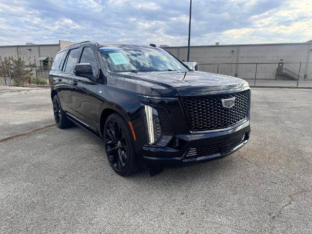 Used 2026 Cadillac Escalade Platinum Sport w/ LPO, ONYX Package AWD/4WD image 11