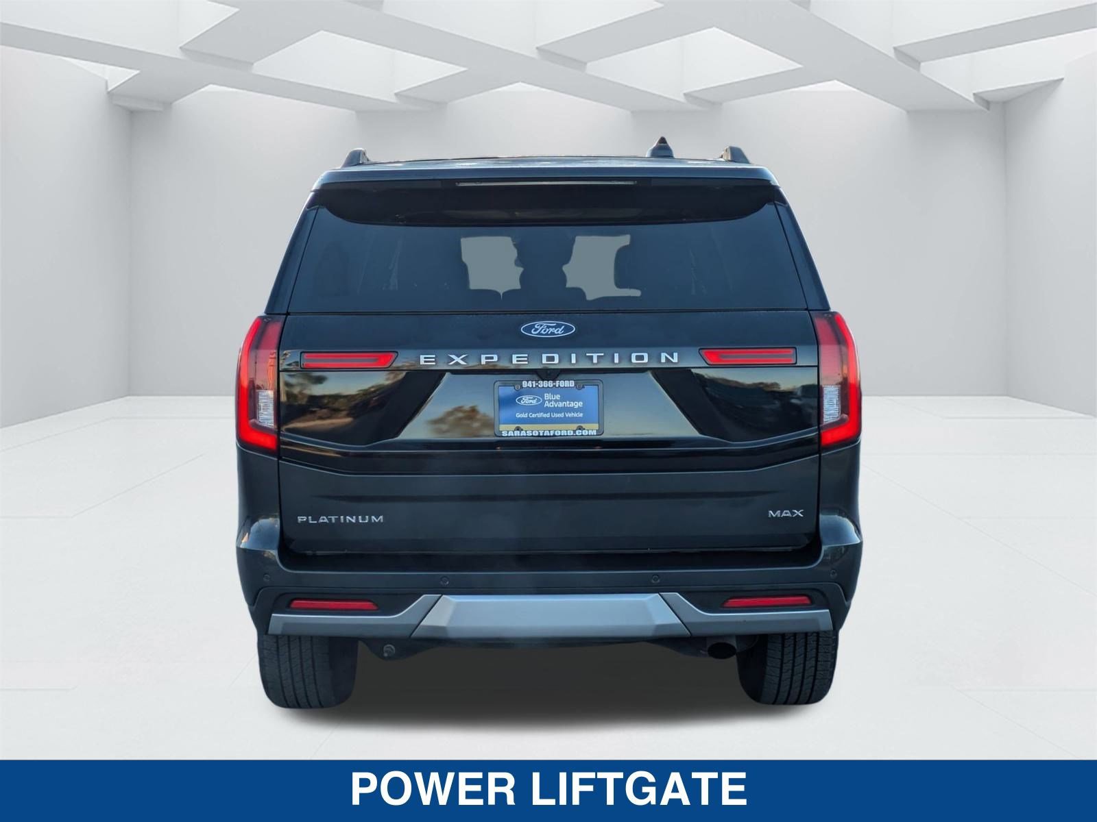 Certified 2025 Ford Expedition Max Platinum image 5