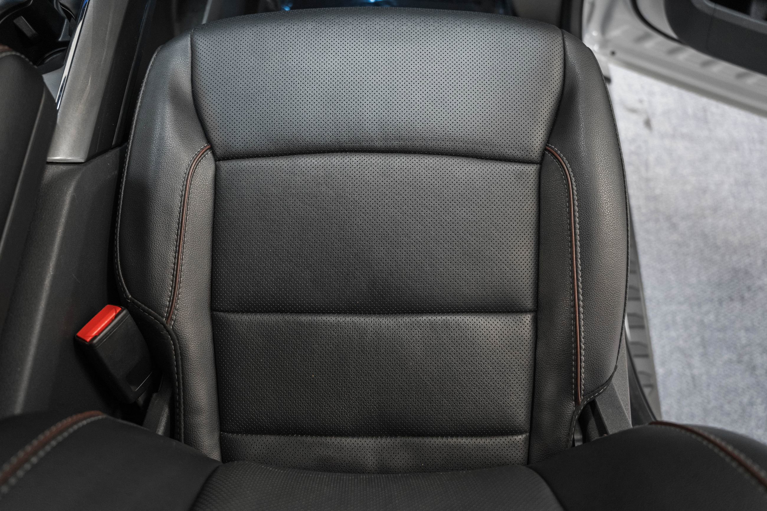 Certified 2023 Ford F150 Lariat w/ Equipment Group 502A High image 41