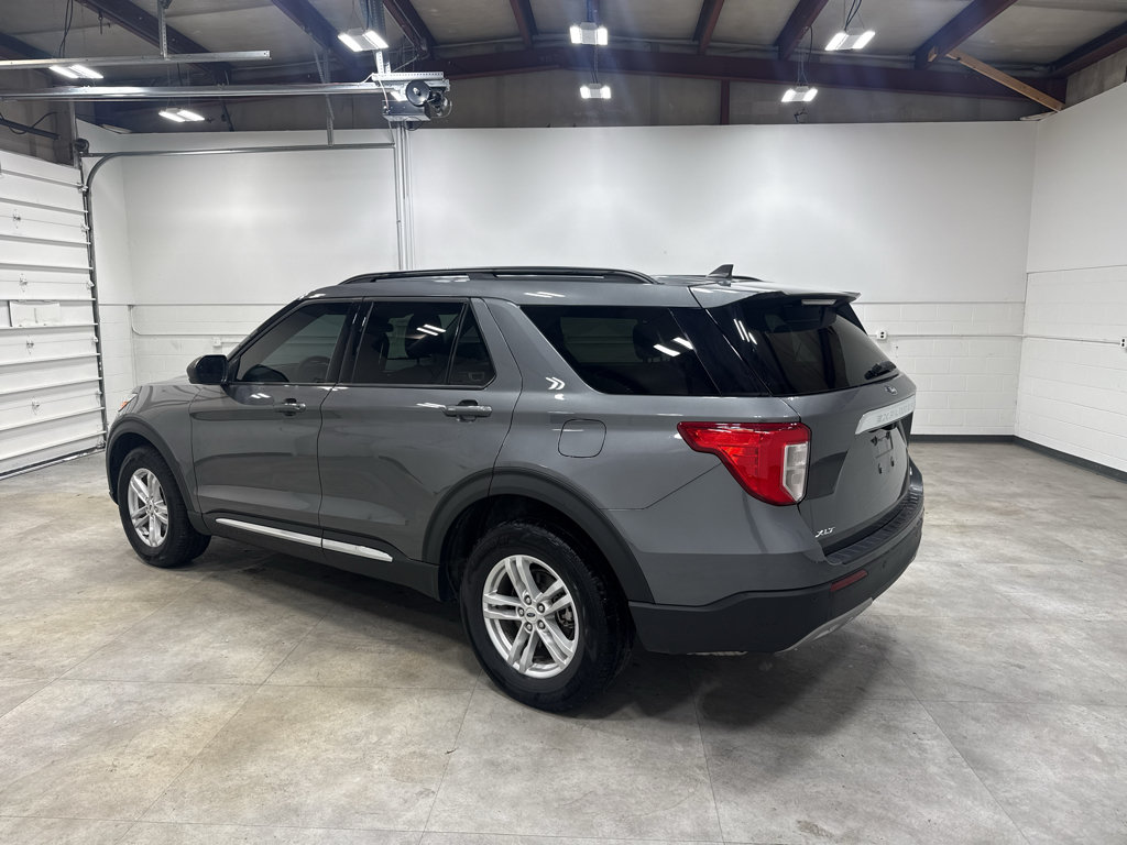Certified 2024 Ford Explorer XLT w/ Equipment Group 202A AWD/4WD image 7