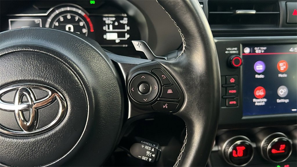 Used 2022 Toyota GR86 Premium image 15