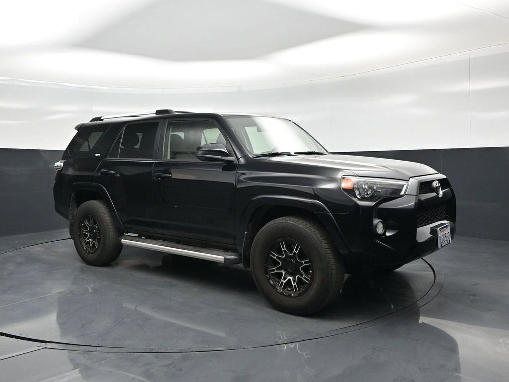Used 2019 Toyota 4Runner SR5 RWD image 55