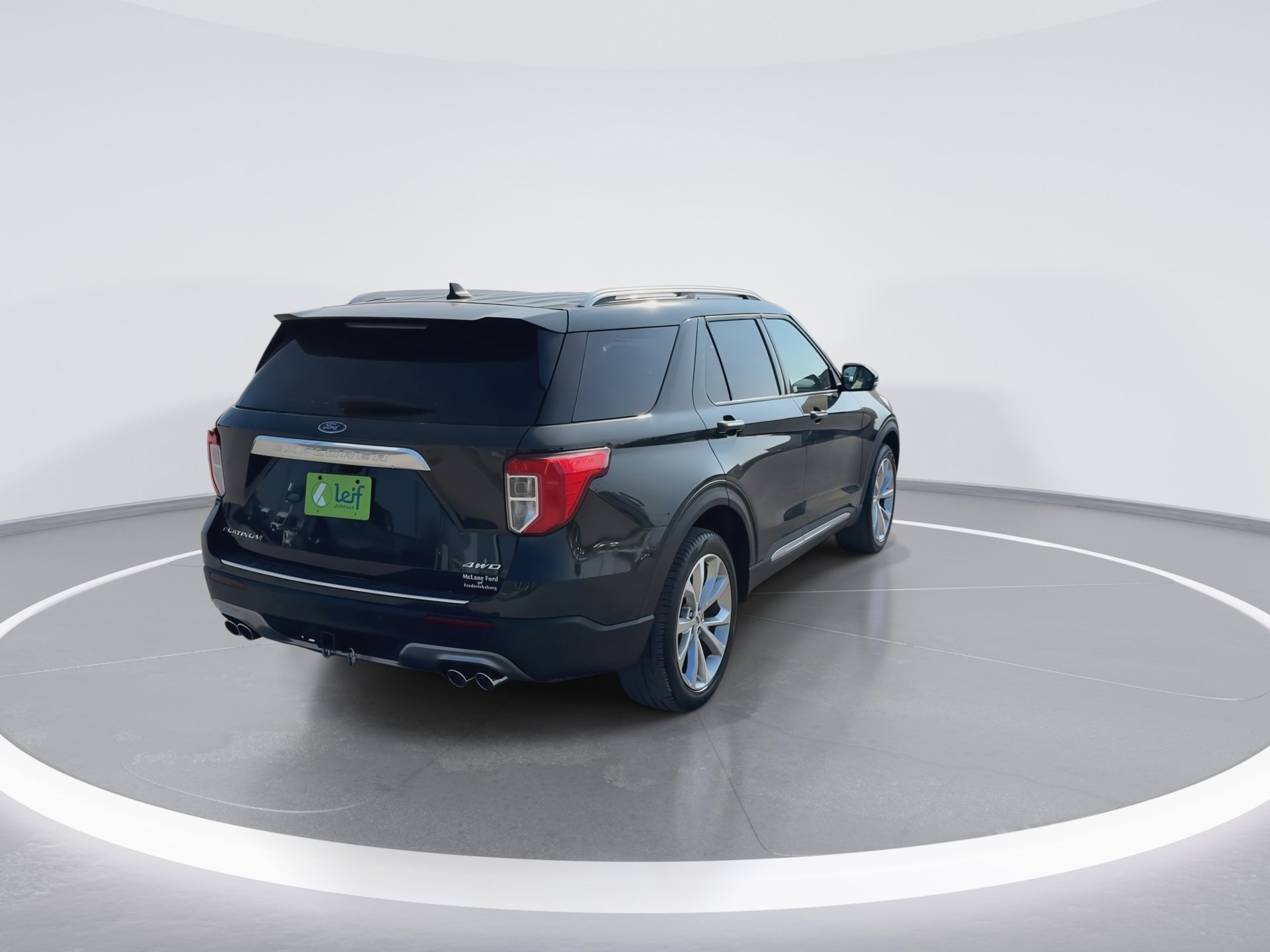 Certified 2022 Ford Explorer Platinum w/ Equipment Group 601A image 4