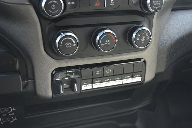 Used 2022 RAM 2500 Tradesman w/ Chrome Appearance Group AWD/4WD image 13