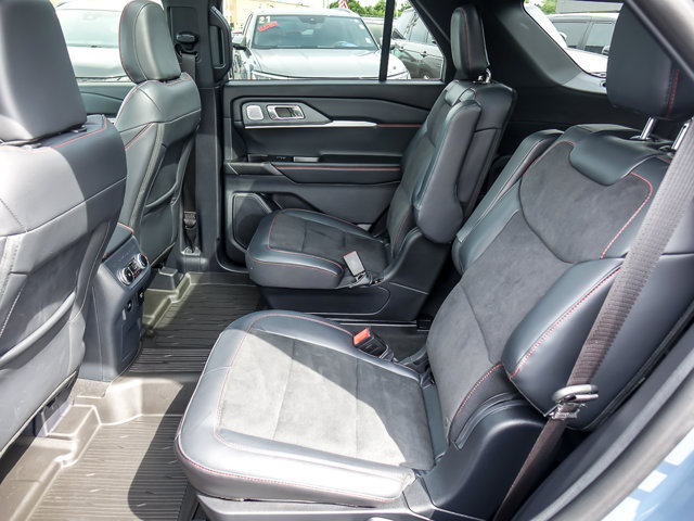 Certified 2026 Ford Explorer ST AWD/4WD image 14