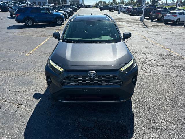 Used 2023 Toyota RAV4 Limited AWD/4WD image 3